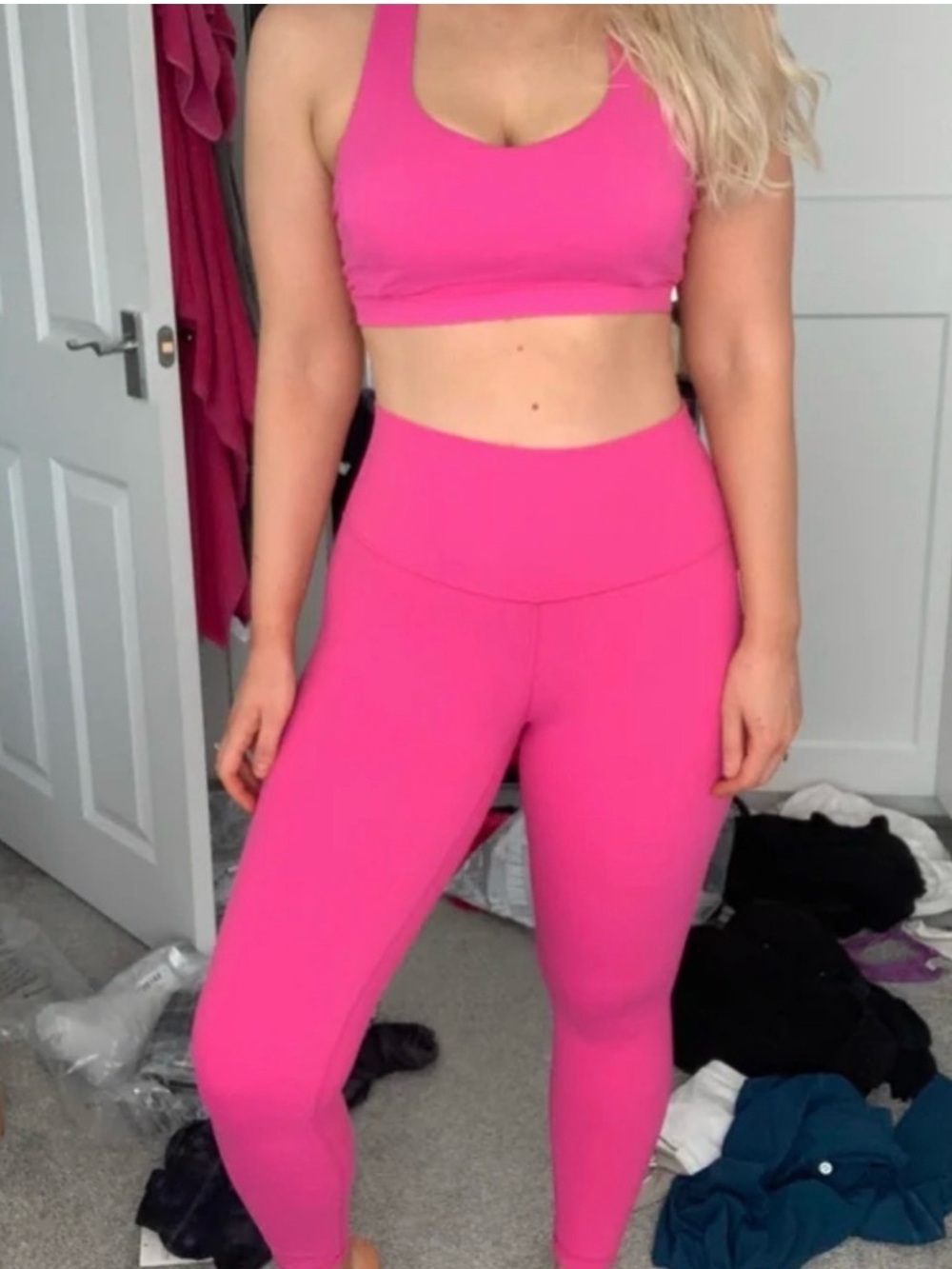 Lululemon High-Waist Pink Active Leggings - Picture 2 of 2